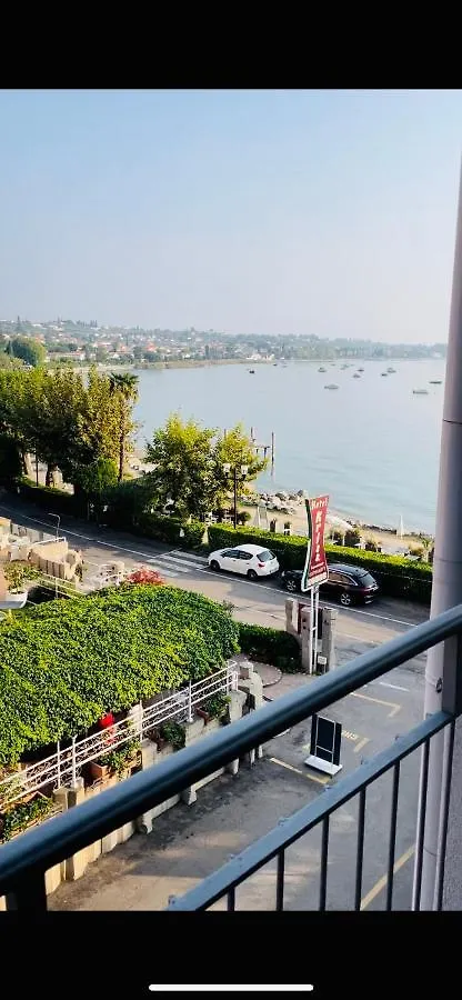 Glam Apartment Bardolino Lake View