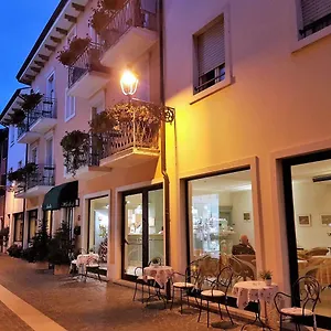 3* Hotell Fiorita